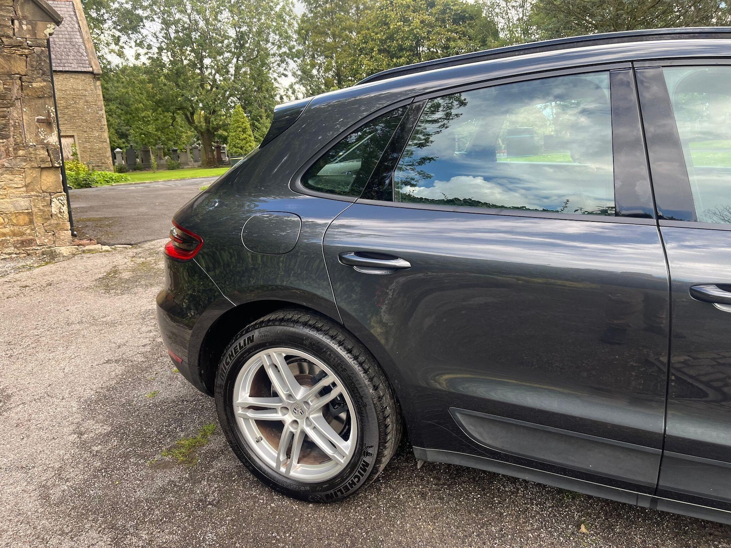 Used Porsche Macan 2018 for sale - 76988911: Photo 95