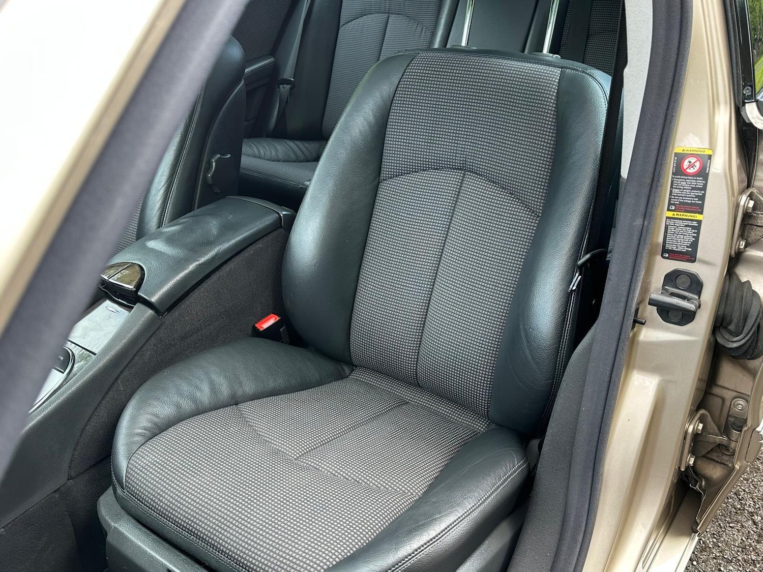 Used Mercedes-Benz E Class 2003 for sale - 76993972: Photo 14