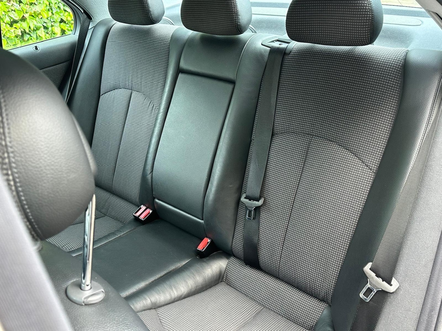 Used Mercedes-Benz E Class 2003 for sale - 76993972: Photo 18