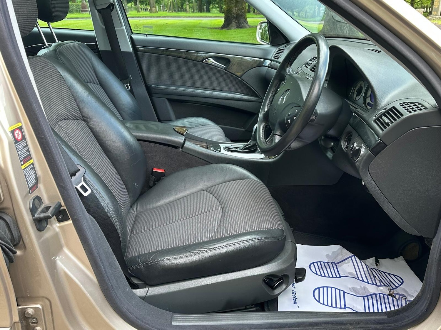 Used Mercedes-Benz E Class 2003 for sale - 76993972: Photo 31