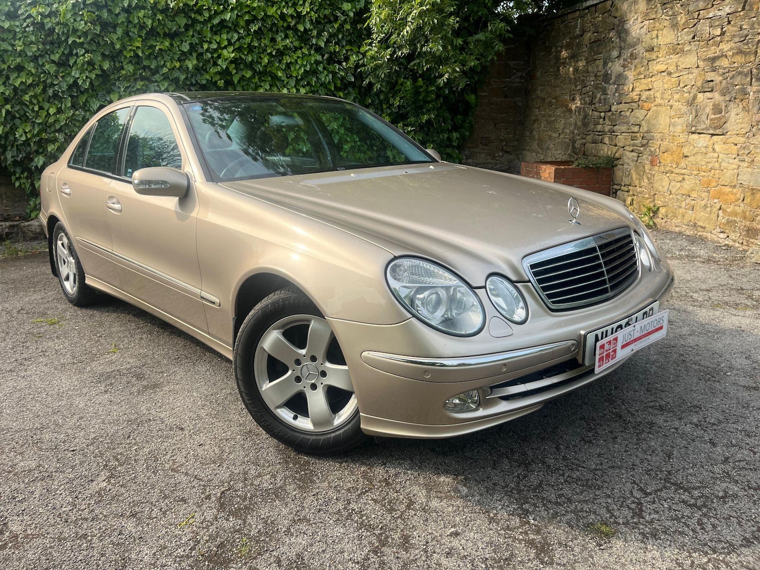 Used Mercedes-Benz E Class 2003 for sale - 76993972: Photo 36