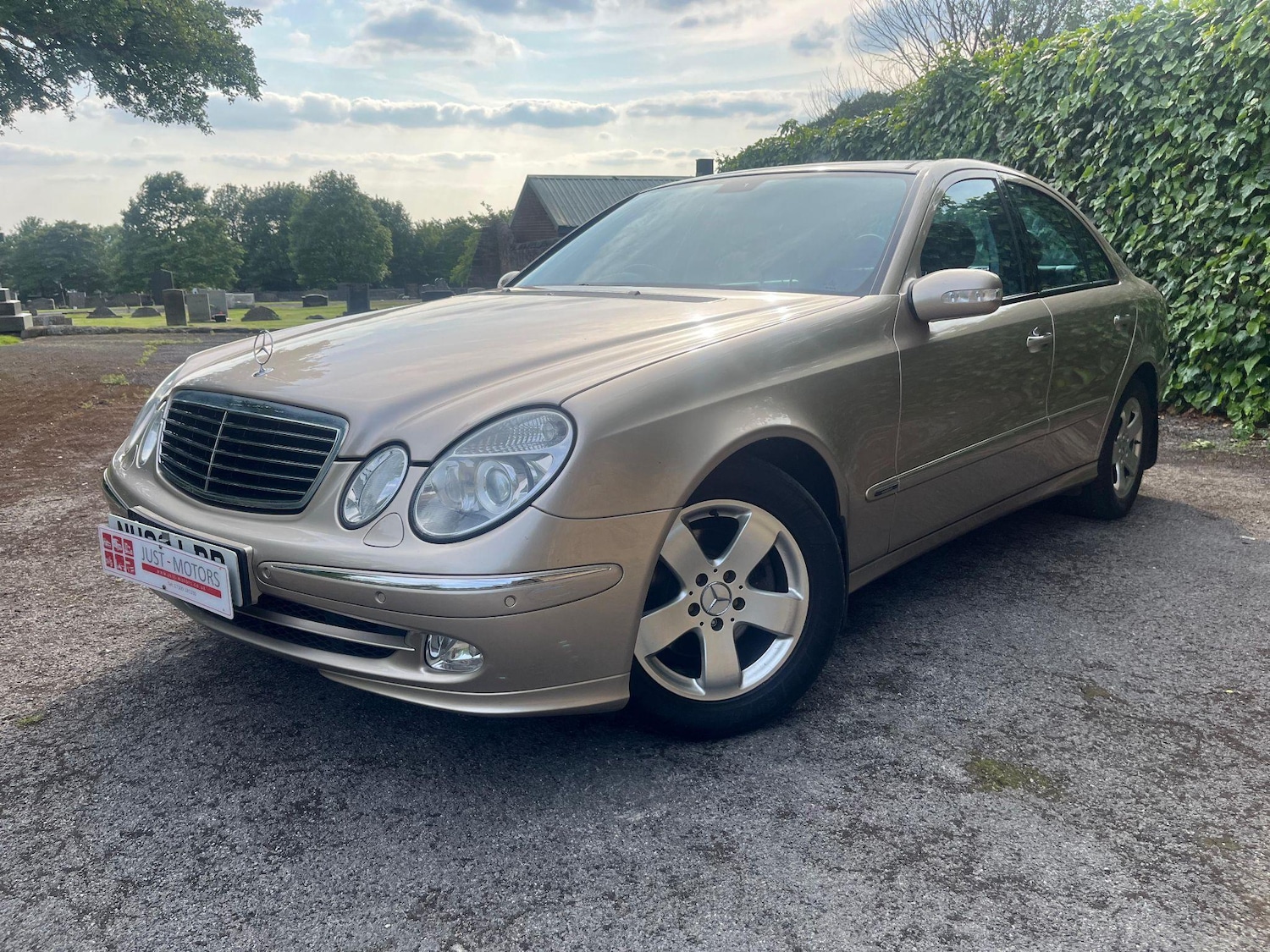 Used Mercedes-Benz E Class 2003 for sale - 76993972: Photo 41