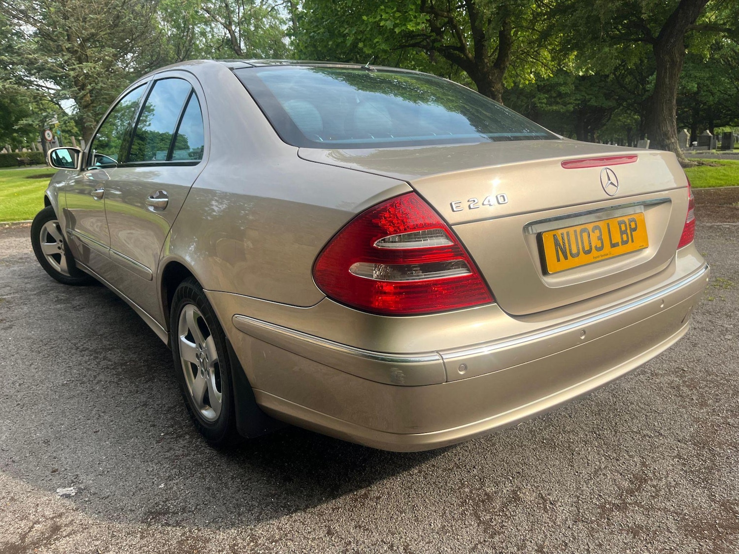 Used Mercedes-Benz E Class 2003 for sale - 76993972: Photo 45