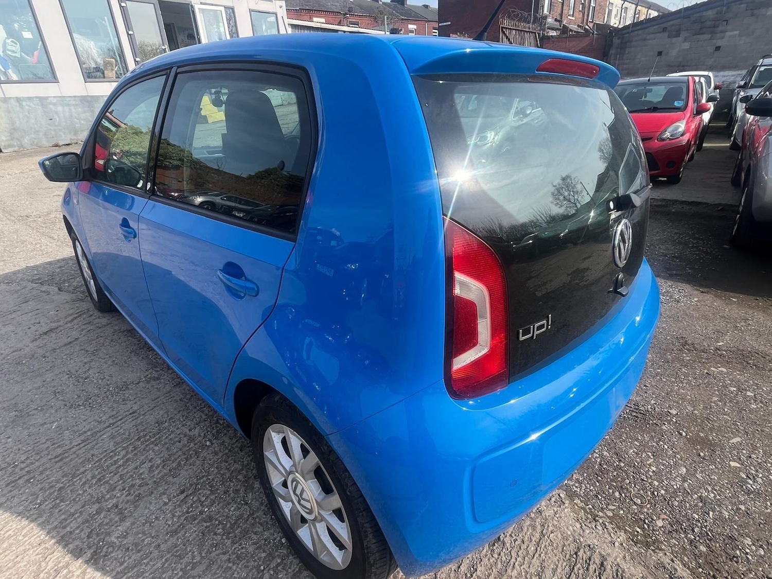 Used Volkswagen up! 2025 for sale - 77957242: Photo 4