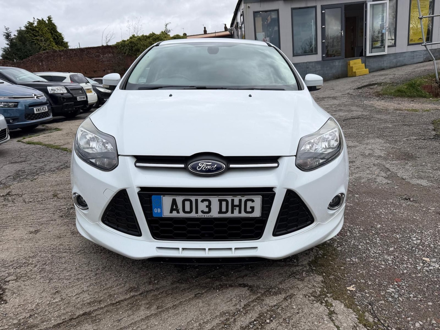 Used Ford Focus 2013 for sale - 76432521: Photo 2