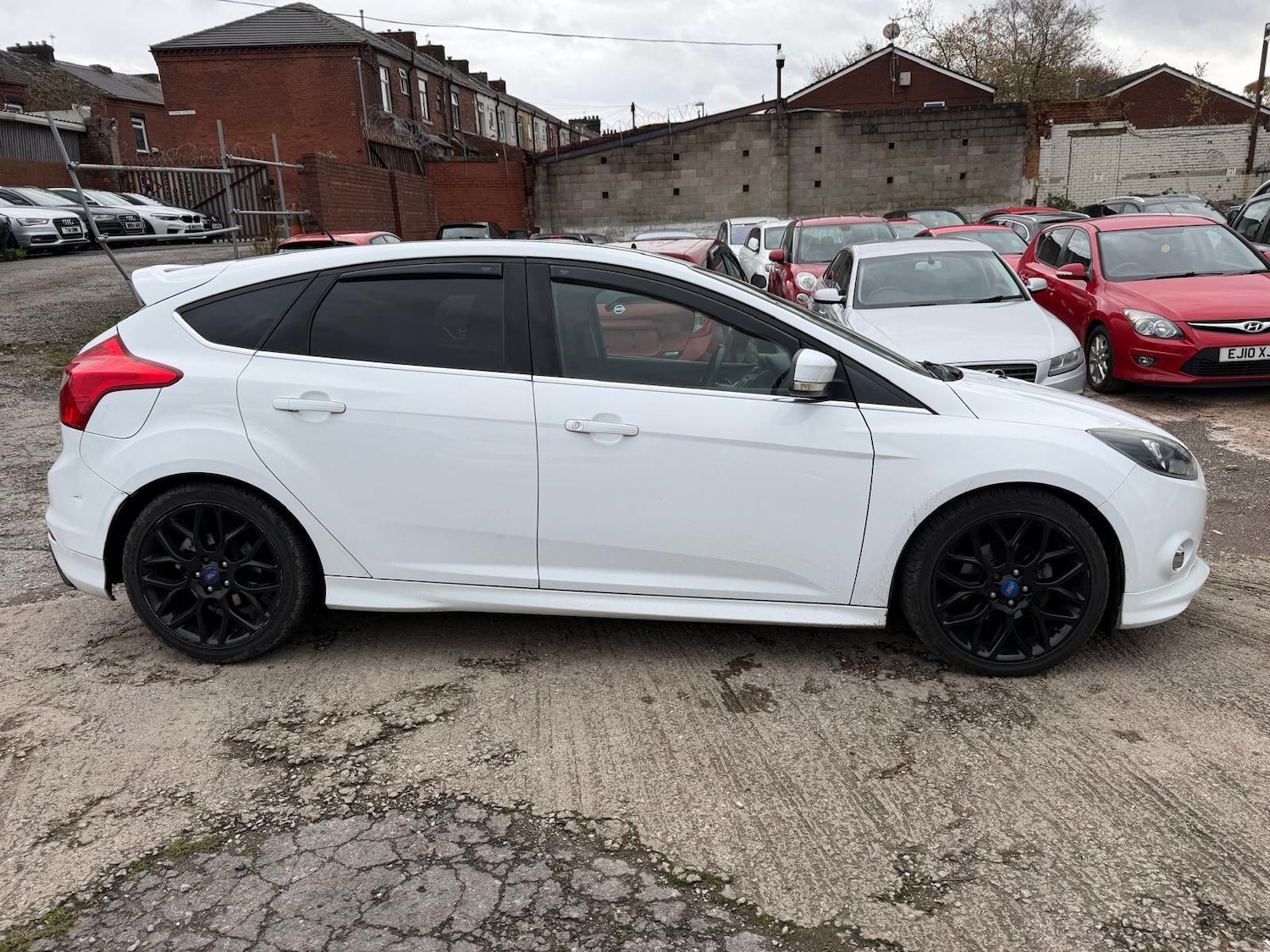 Used Ford Focus 2013 for sale - 76432521: Photo 6
