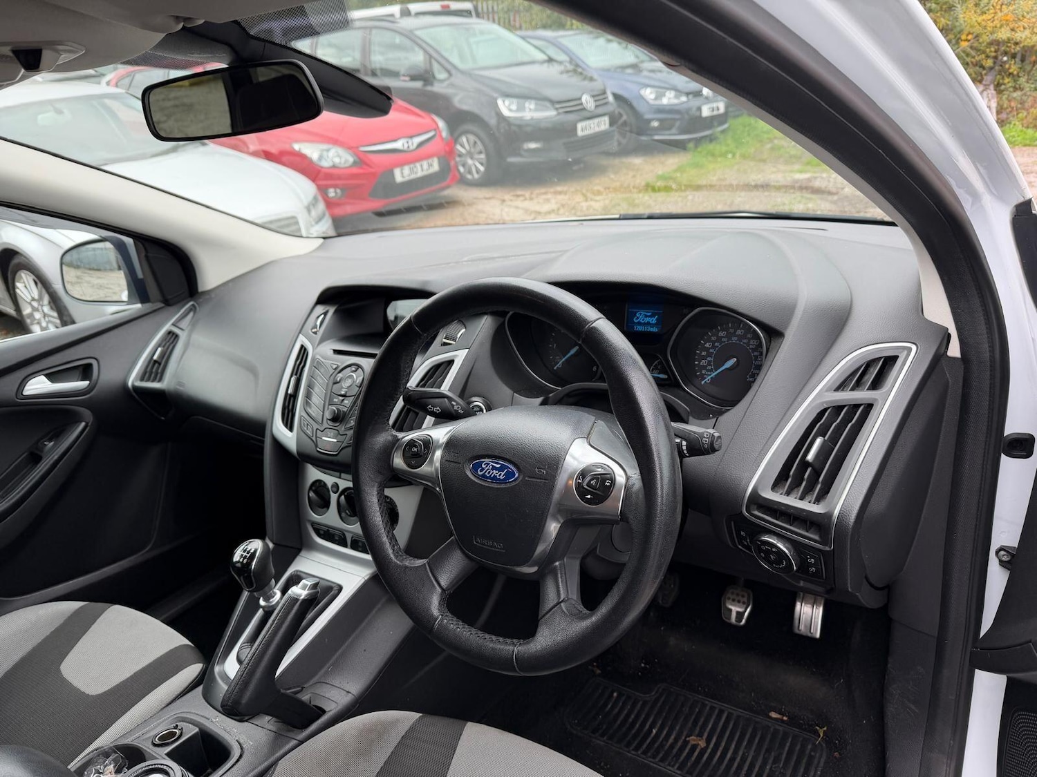 Used Ford Focus 2013 for sale - 76432521: Photo 9