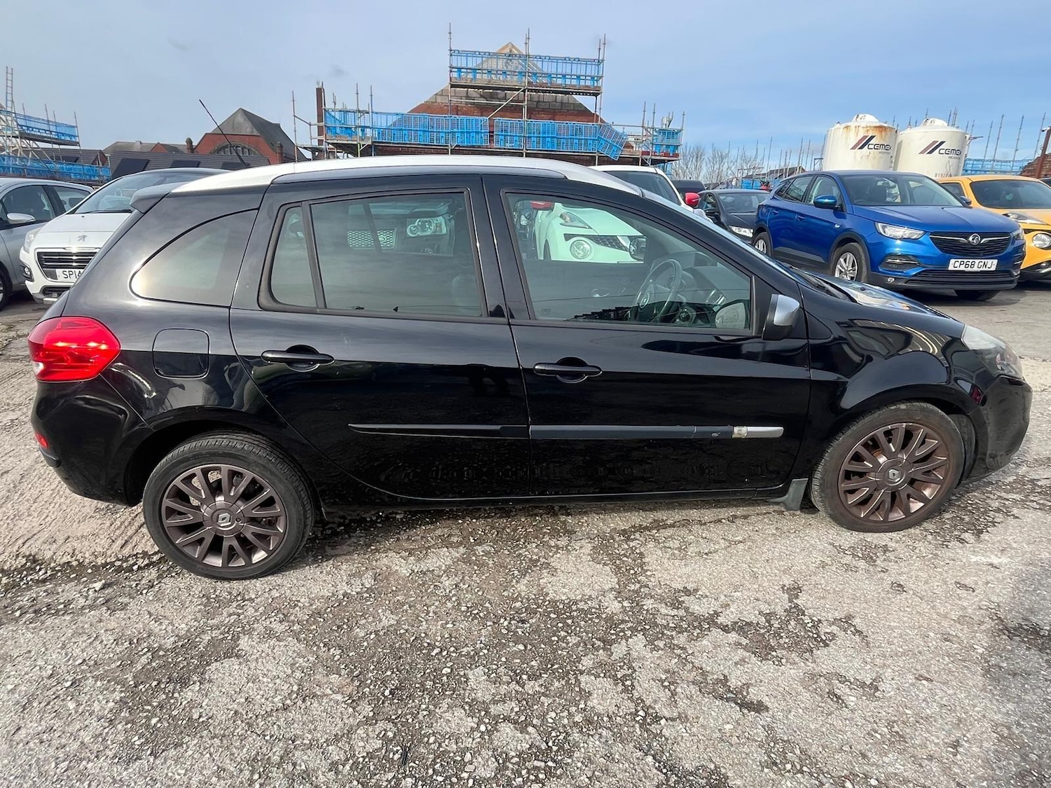 Used Renault Clio for sale - 77586458: Photo 7