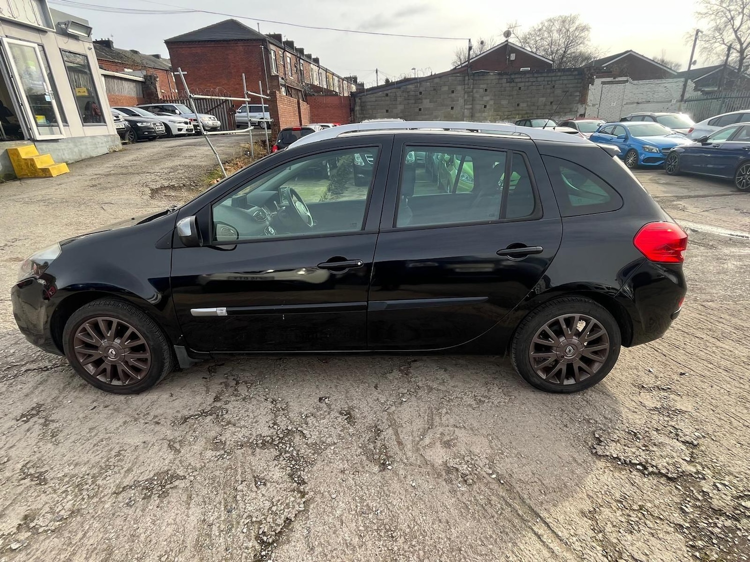 Used Renault Clio for sale - 77586458: Photo 8