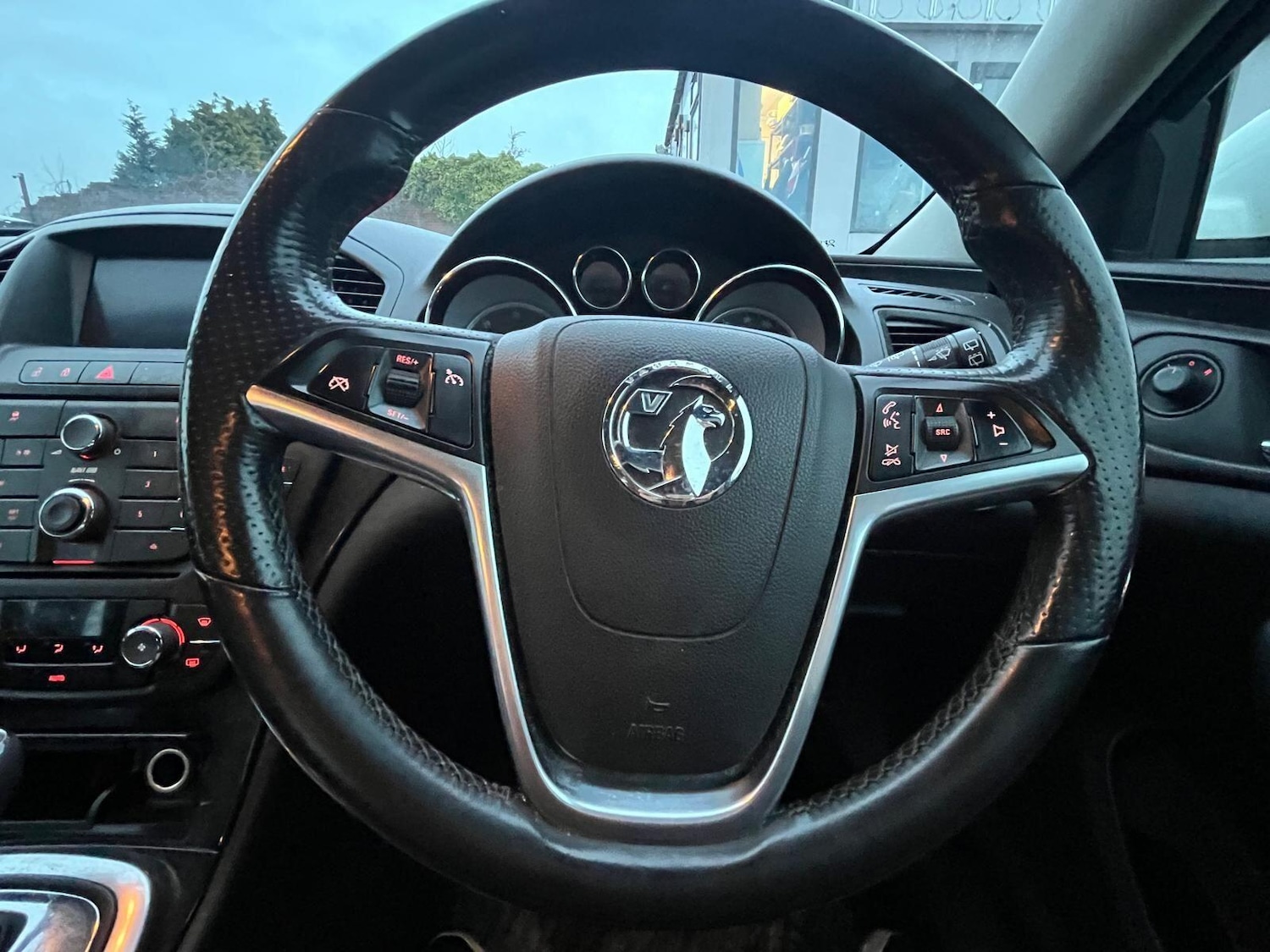 Used Vauxhall Insignia 2012 for sale - 77155438: Photo 10