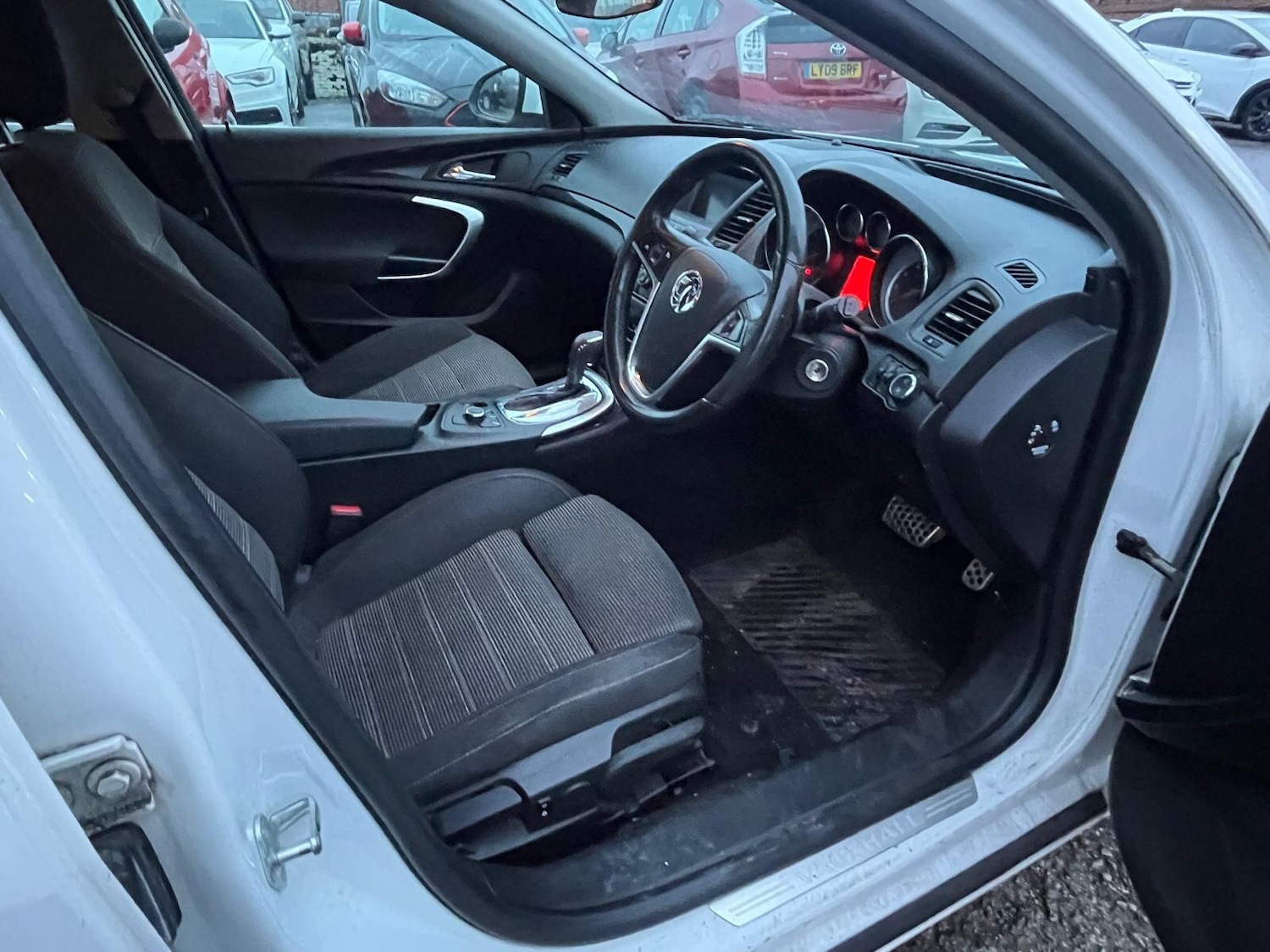 Used Vauxhall Insignia 2012 for sale - 77155438: Photo 9