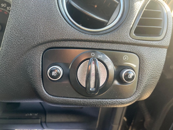 Used Ford S-Max 2010 for sale - 75719503: Photo 38