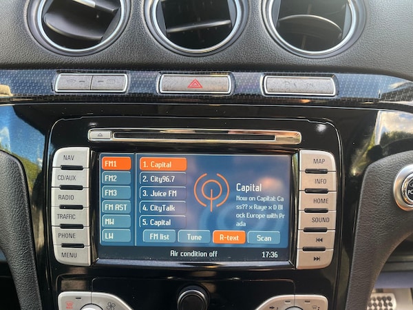 Used Ford S-Max 2010 for sale - 75719503: Photo 44