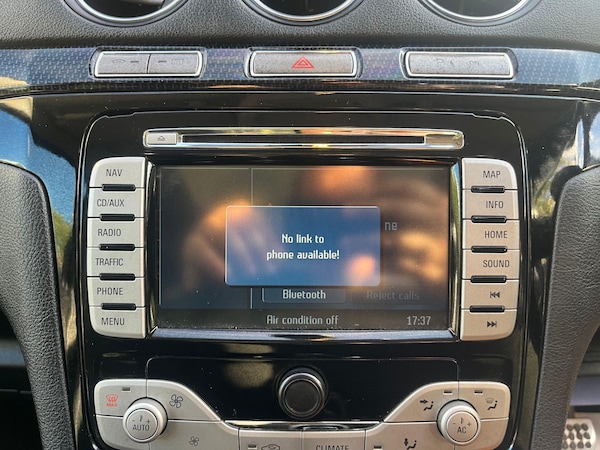 Used Ford S-Max 2010 for sale - 75719503: Photo 51
