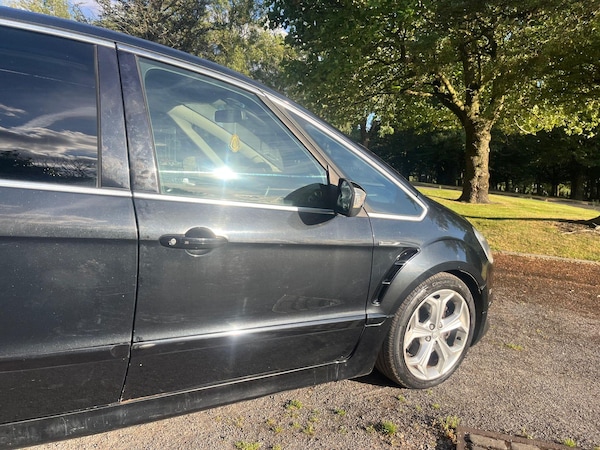 Used Ford S-Max 2010 for sale - 75719503: Photo 78