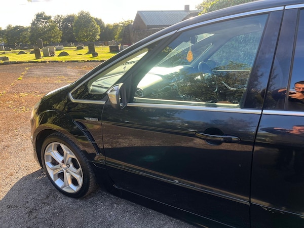 Used Ford S-Max 2010 for sale - 75719503: Photo 84