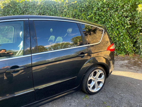 Used Ford S-Max 2010 for sale - 75719503: Photo 86