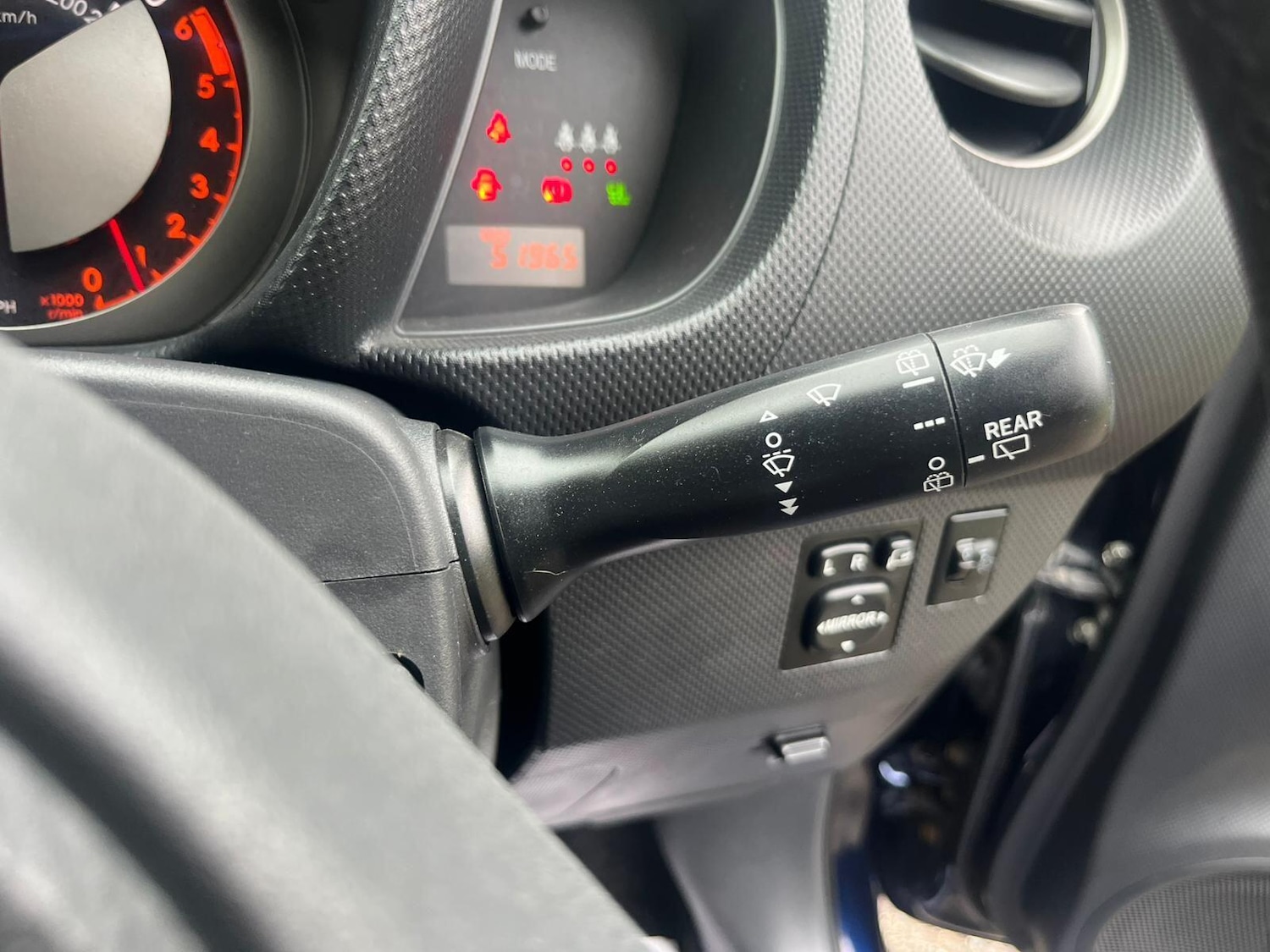 Used Toyota Urbancruiser 2011 for sale - 76585158: Photo 35