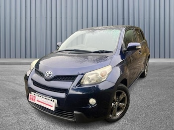 Used Toyota Urbancruiser 2011 for sale - 76585158: Photo