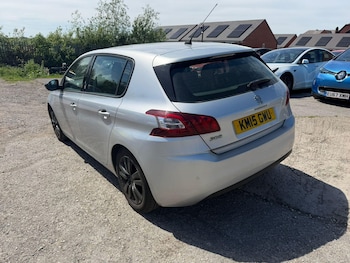 Used Peugeot 308 2015 for sale - 78771592: Photo