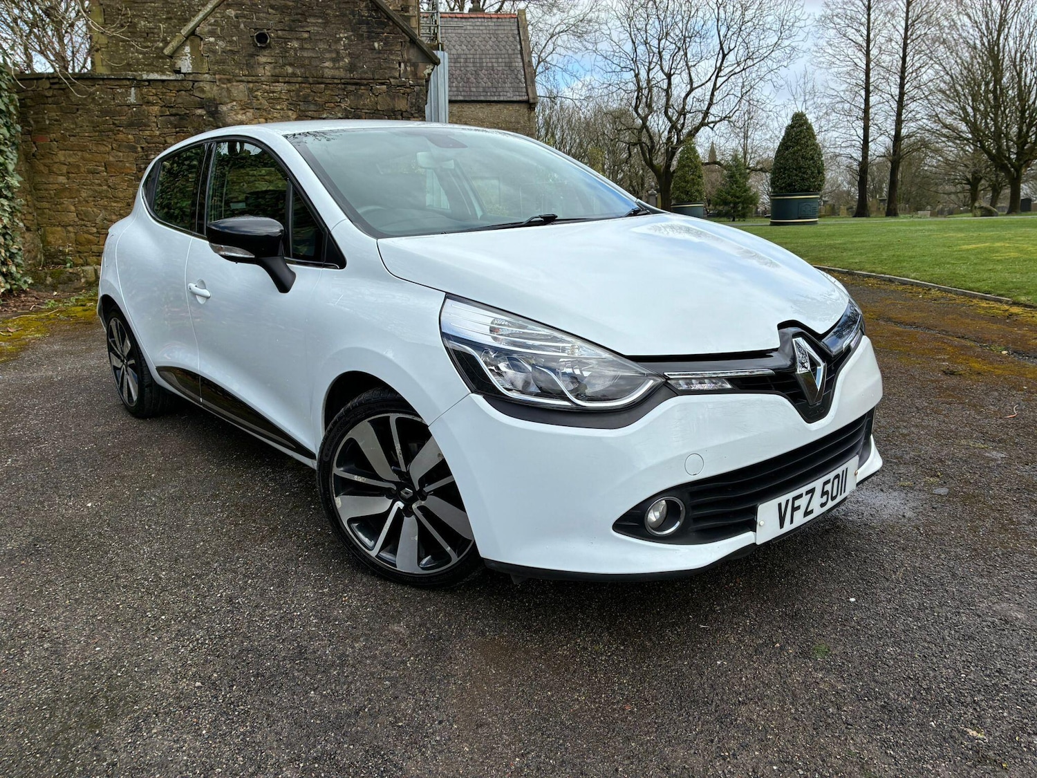 Used Renault Clio 2015 for sale - 78033907: Photo 47