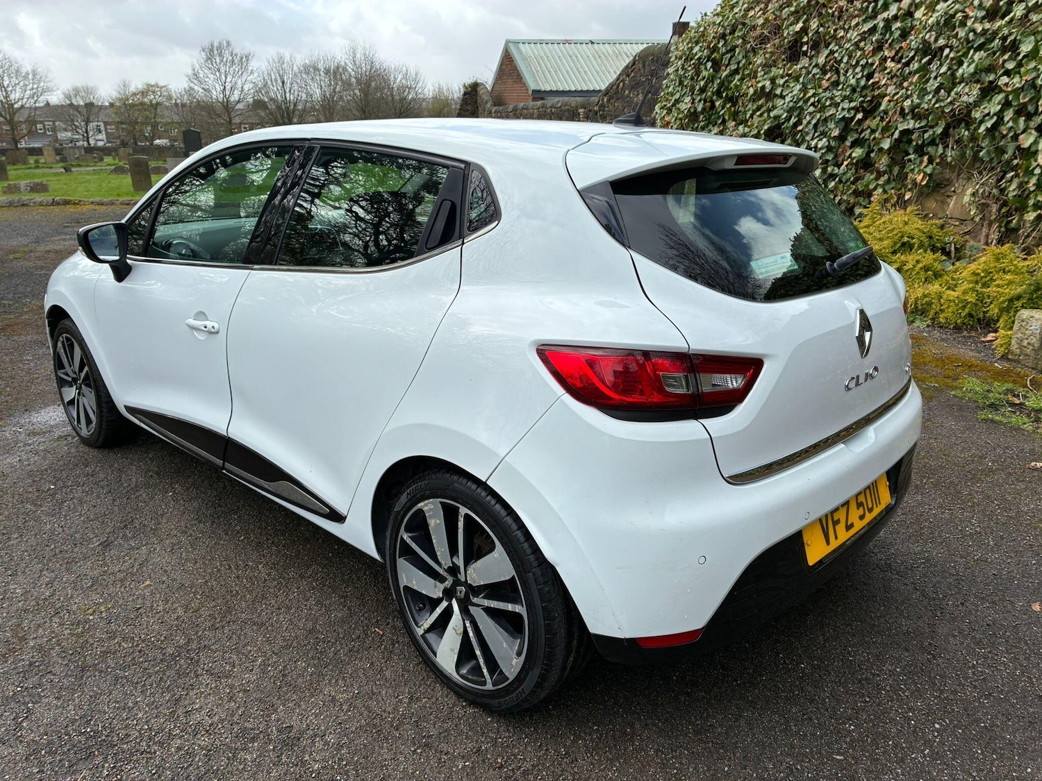 Used Renault Clio 2015 for sale - 78033907: Photo 64