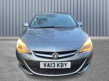 Used Vauxhall Astra 2013 for sale - 77202715: Photo