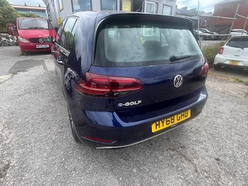 Used Volkswagen Golf 2018 for sale - 79092661: Photo