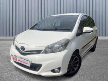Used Toyota Yaris 2012 for sale - 74489327: Photo