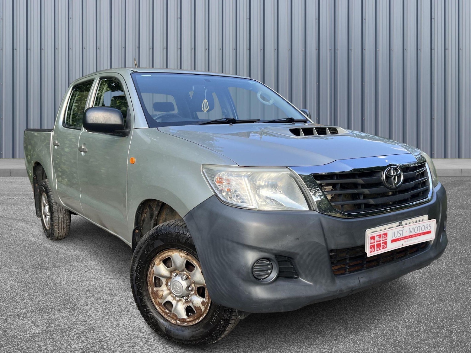 Vehicle 1