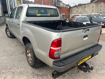 Used Toyota Hilux 2013 for sale - 75600896: Photo