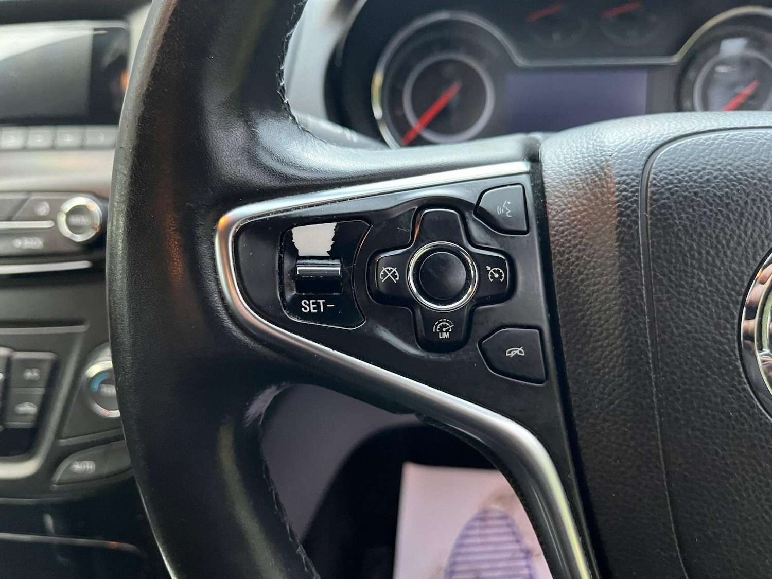 Used Vauxhall Insignia 2015 for sale - 76499576: Photo 30