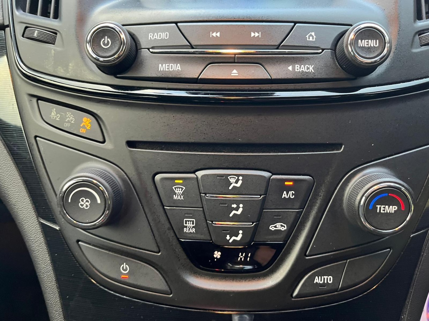 Used Vauxhall Insignia 2015 for sale - 76499576: Photo 39