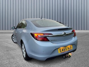 Used Vauxhall Insignia 2015 for sale - 76499576: Photo