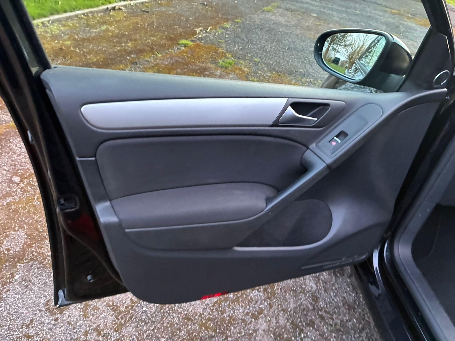 Used Volkswagen Golf 2010 for sale - 77957641: Photo 11