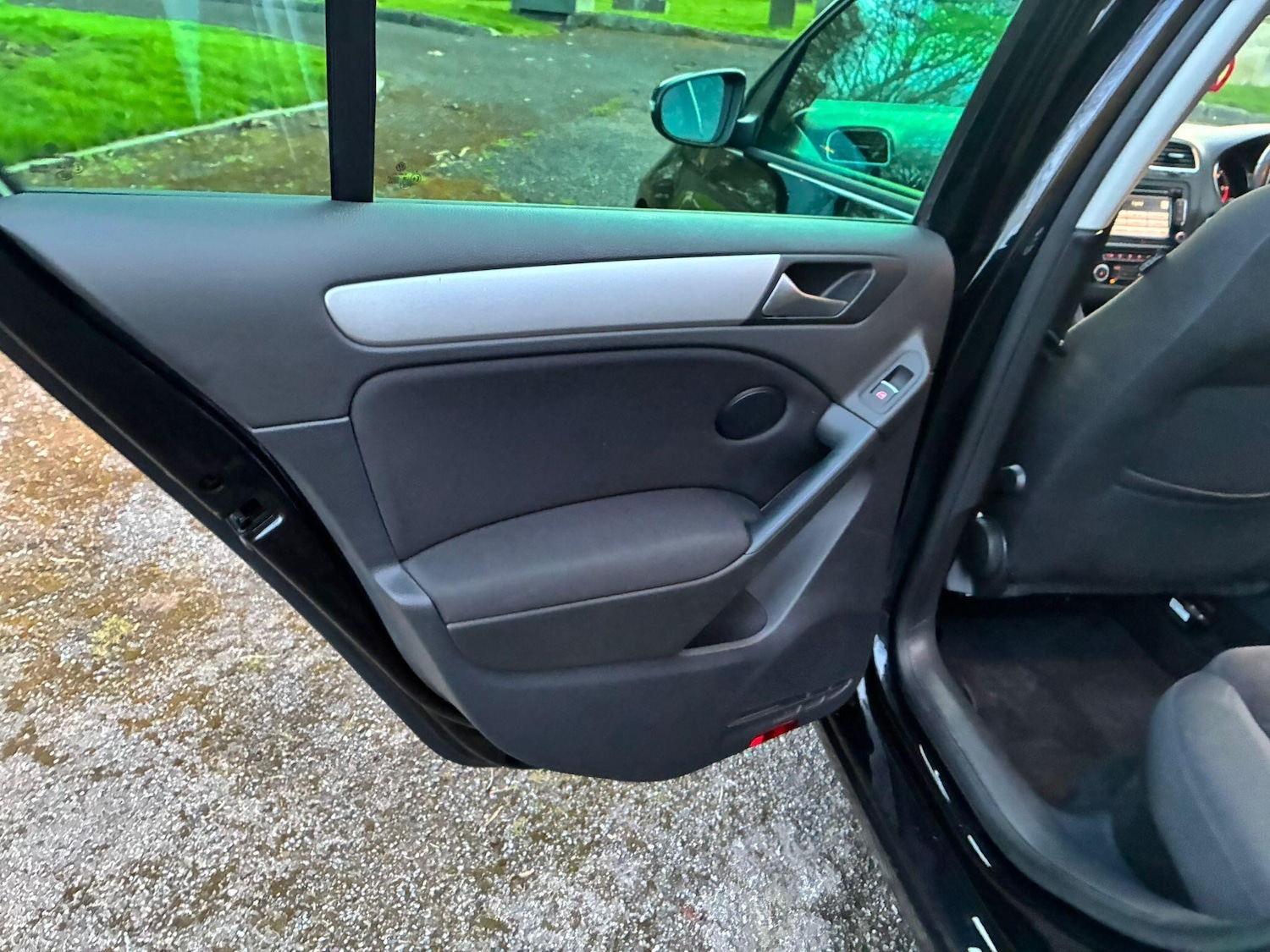 Used Volkswagen Golf 2010 for sale - 77957641: Photo 15