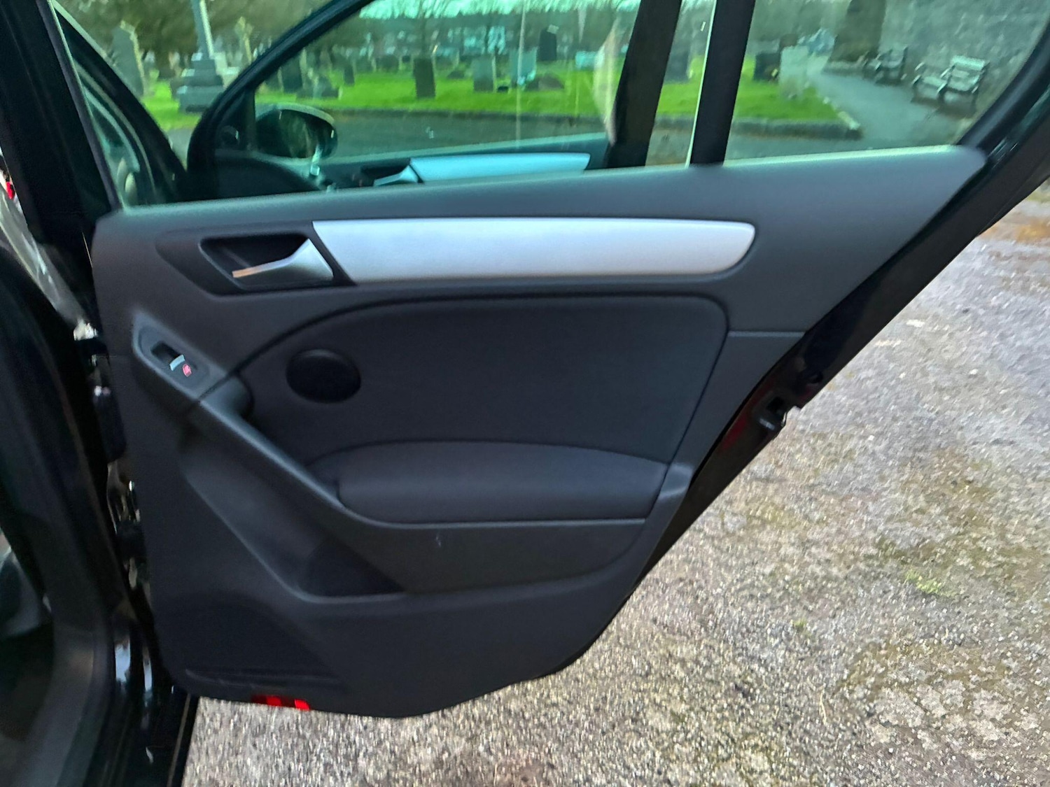 Used Volkswagen Golf 2010 for sale - 77957641: Photo 21