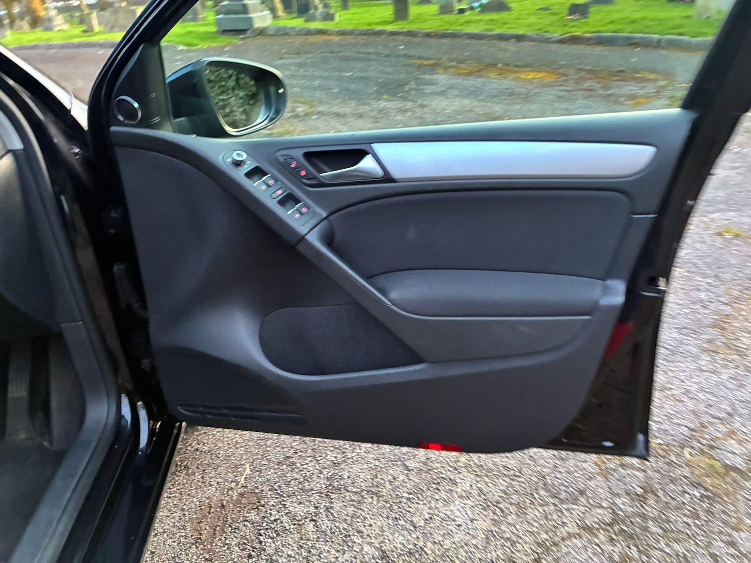 Used Volkswagen Golf 2010 for sale - 77957641: Photo 25