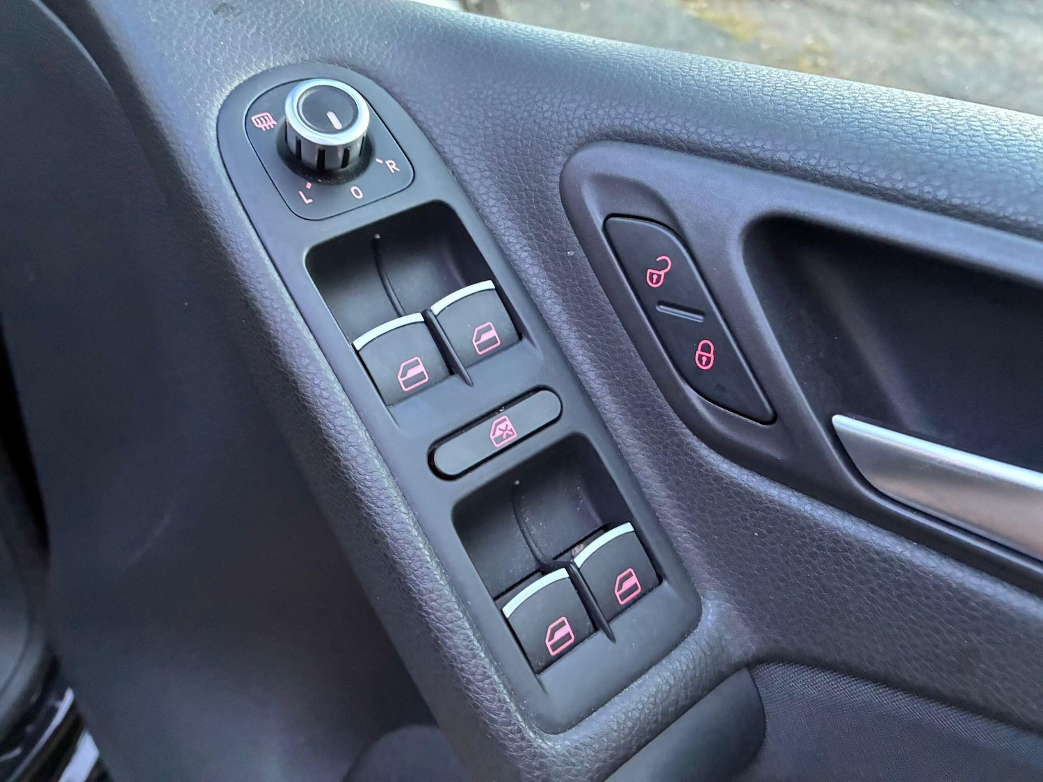 Used Volkswagen Golf 2010 for sale - 77957641: Photo 26