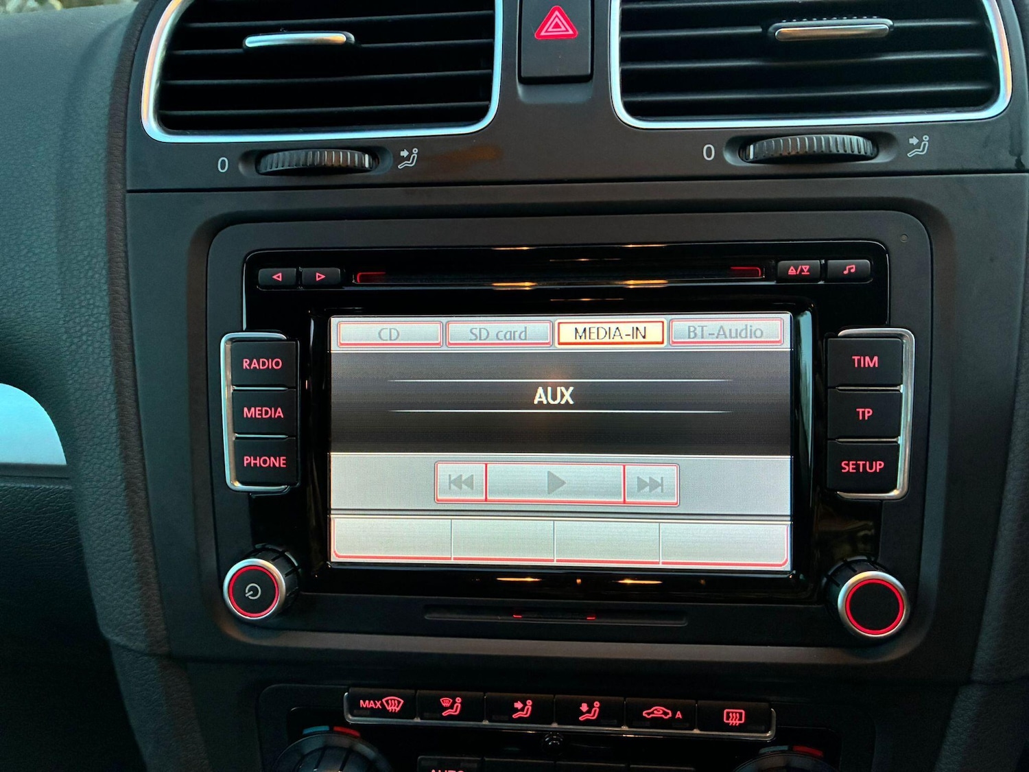 Used Volkswagen Golf 2010 for sale - 77957641: Photo 35