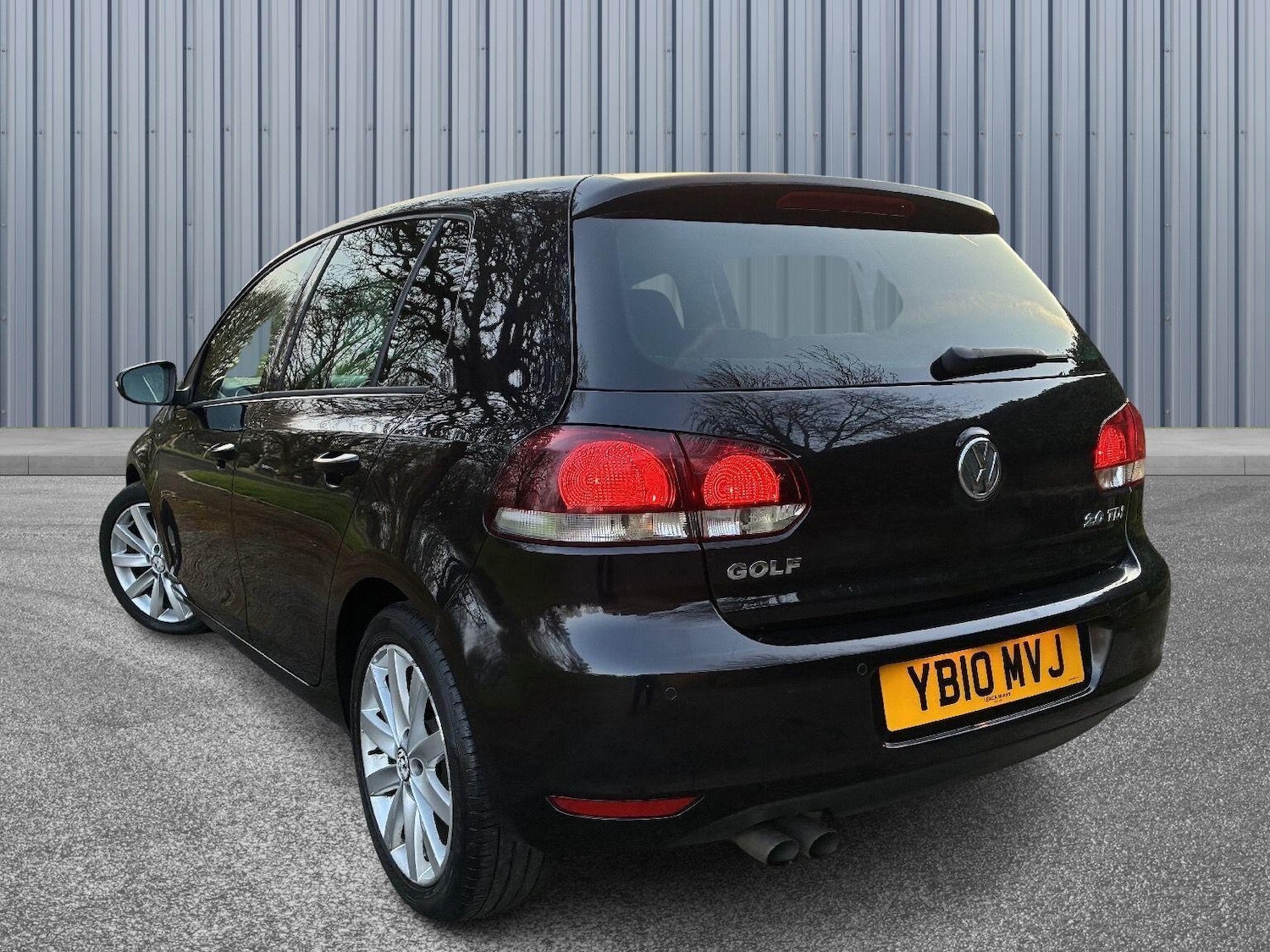 Used Volkswagen Golf 2010 for sale - 77957641: Photo 4