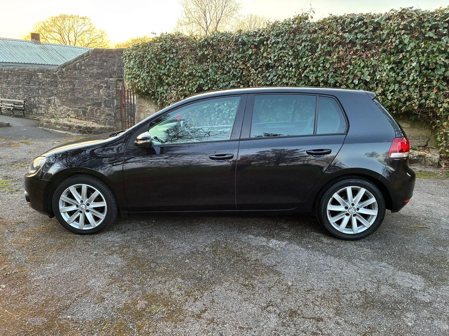 Used Volkswagen Golf 2010 for sale - 77957641: Photo 54