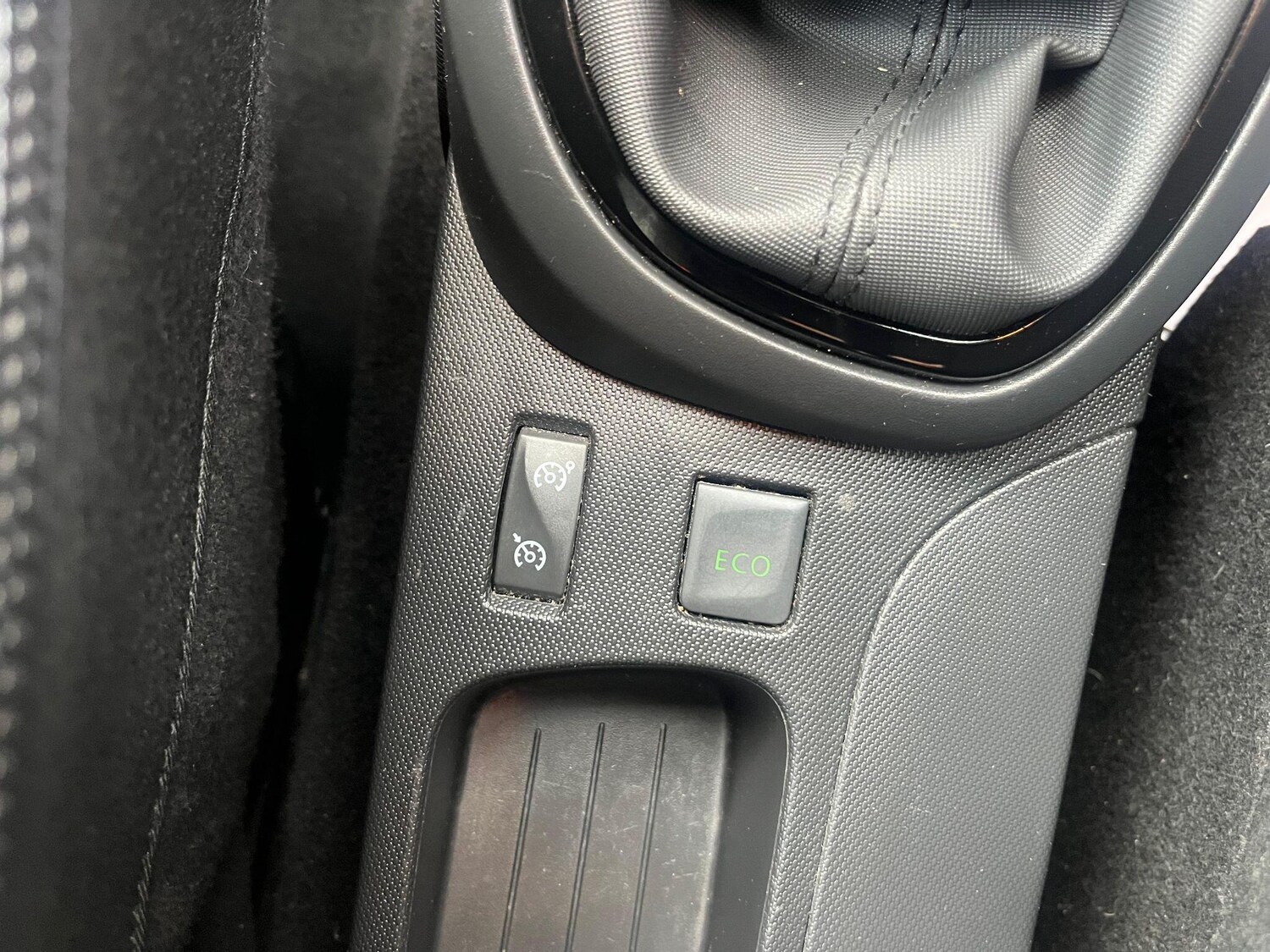 Used Renault Captur 2014 for sale - 76109465: Photo 43