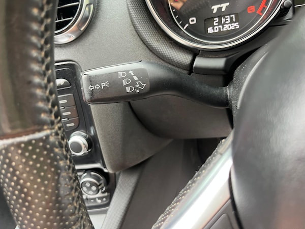 Used Audi TT 2009 for sale - 75314937: Photo 24