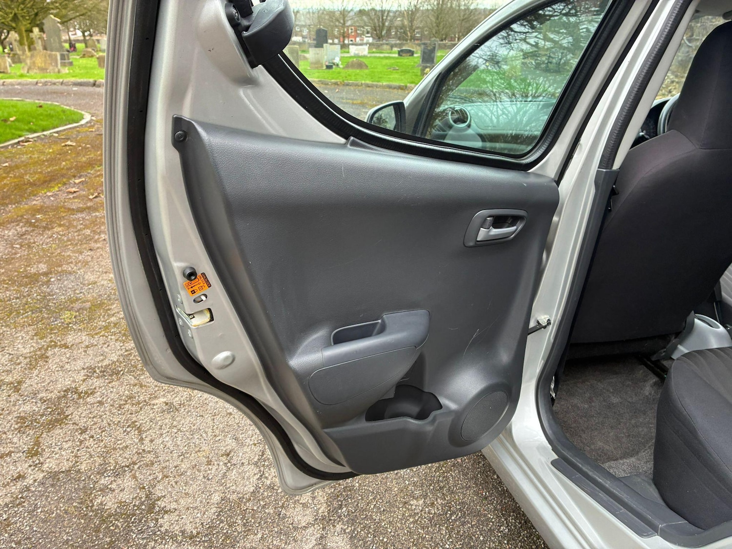 Used Nissan Pixo 2009 for sale - 77883082: Photo 15