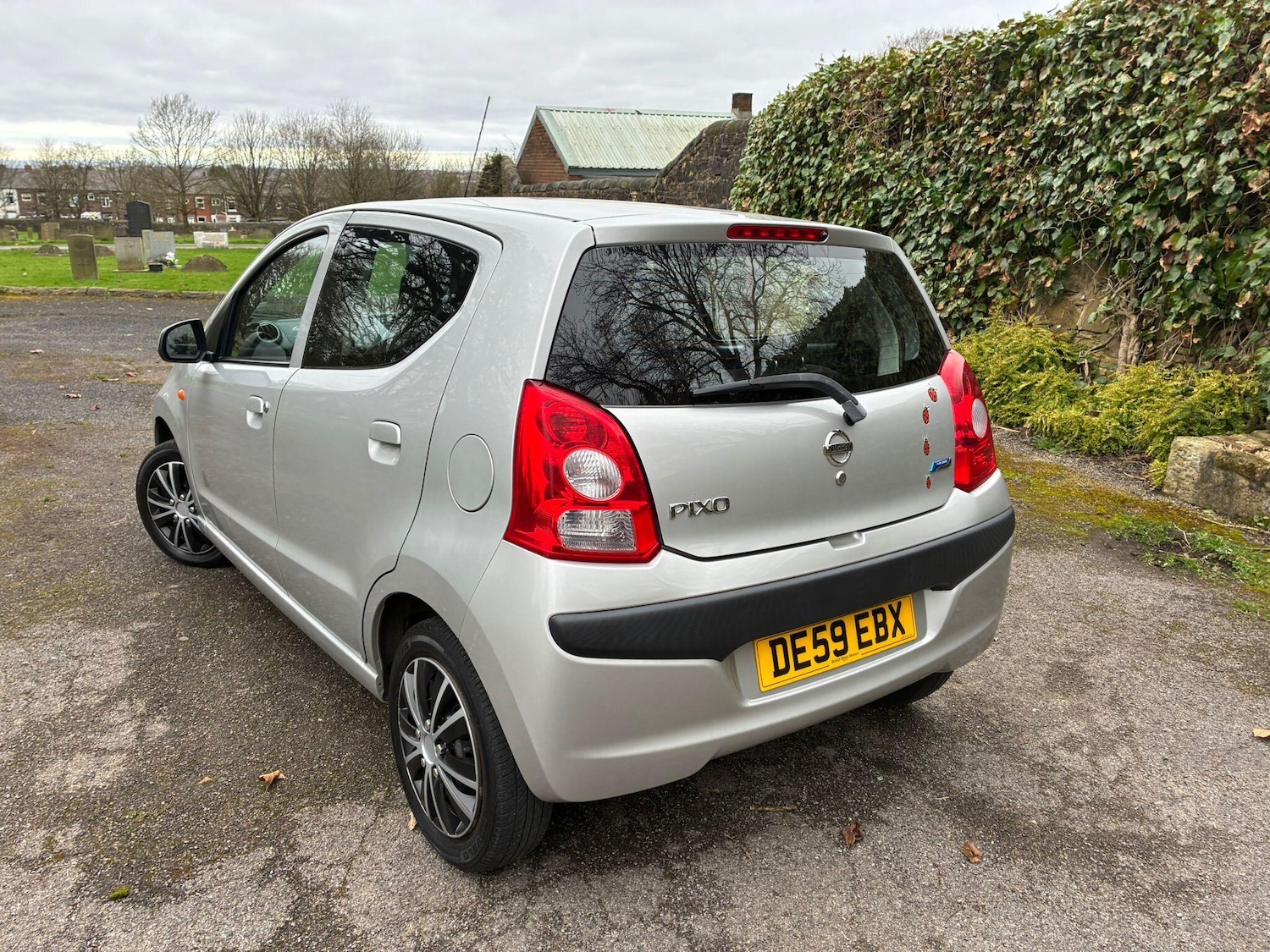 Used Nissan Pixo 2009 for sale - 77883082: Photo 4