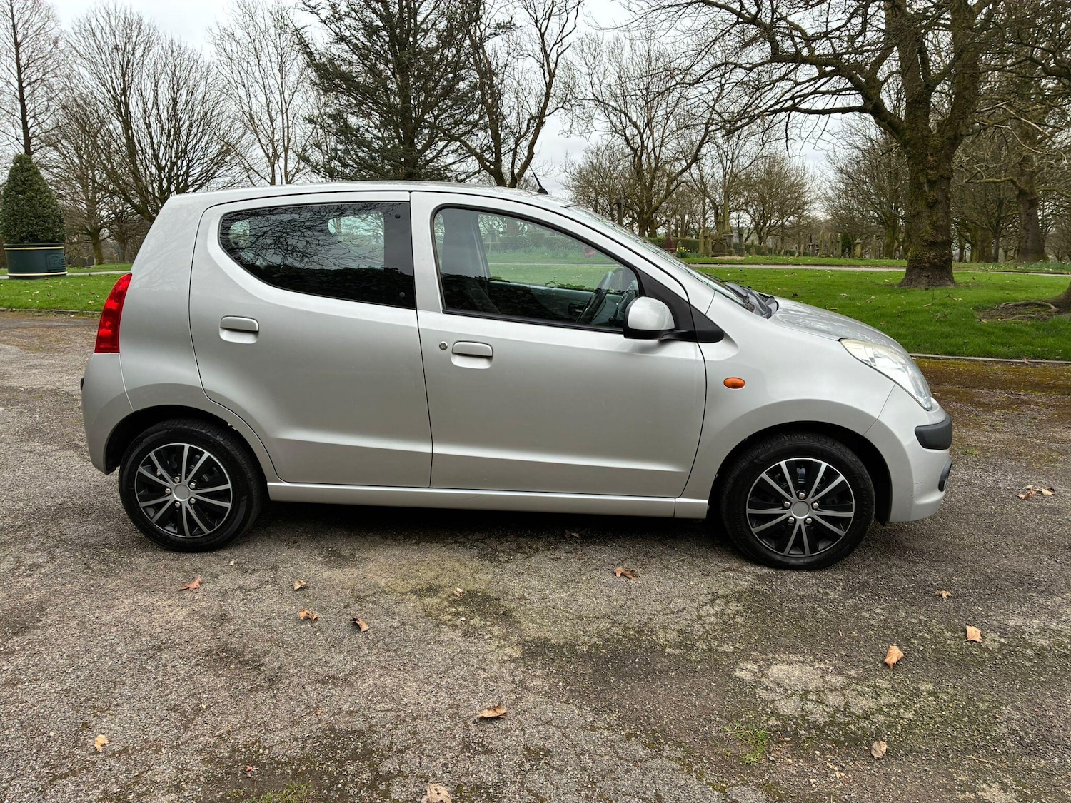 Used Nissan Pixo 2009 for sale - 77883082: Photo 7