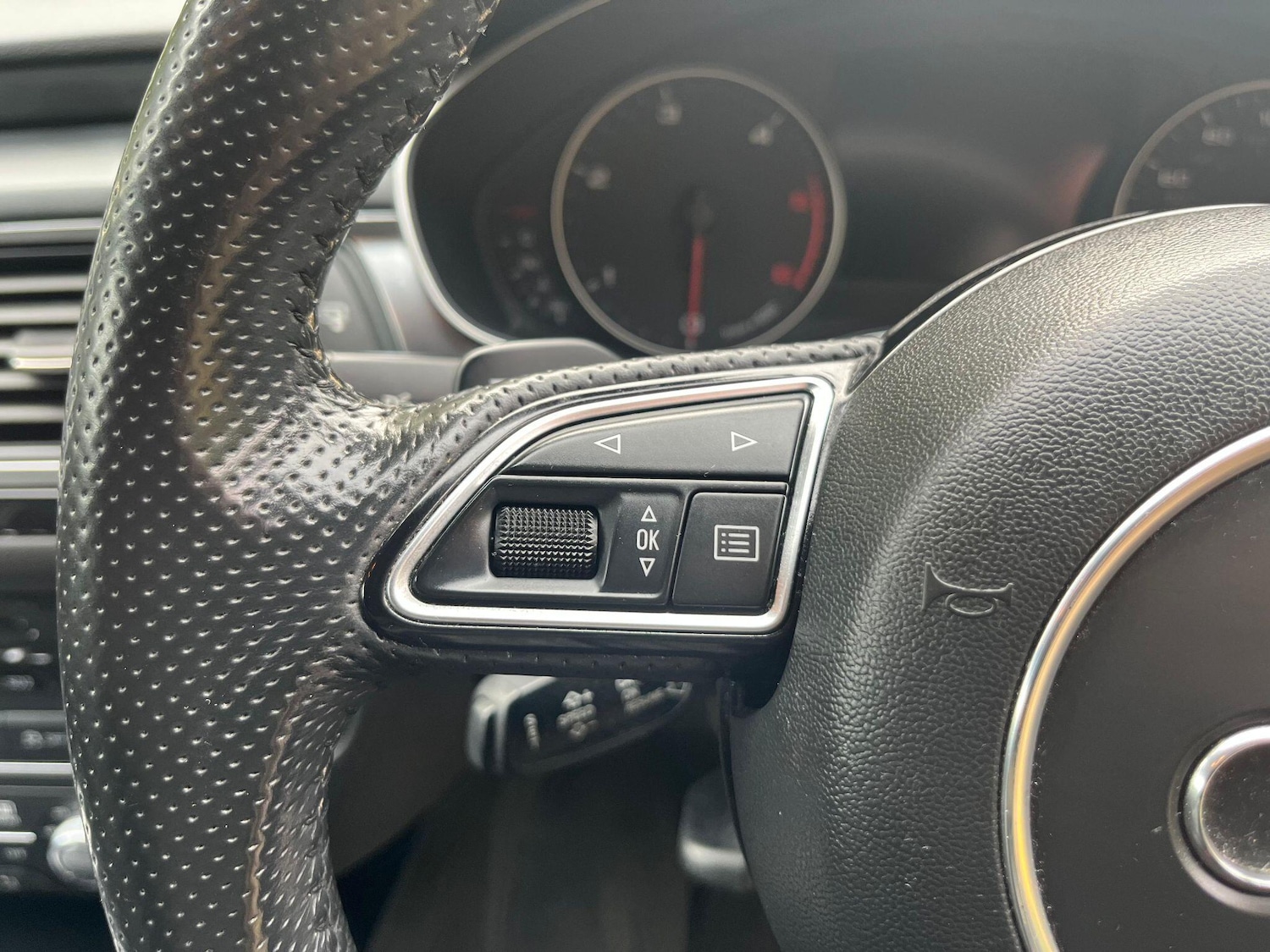 Used Audi A6 Saloon 2013 for sale - 76108790: Photo 39