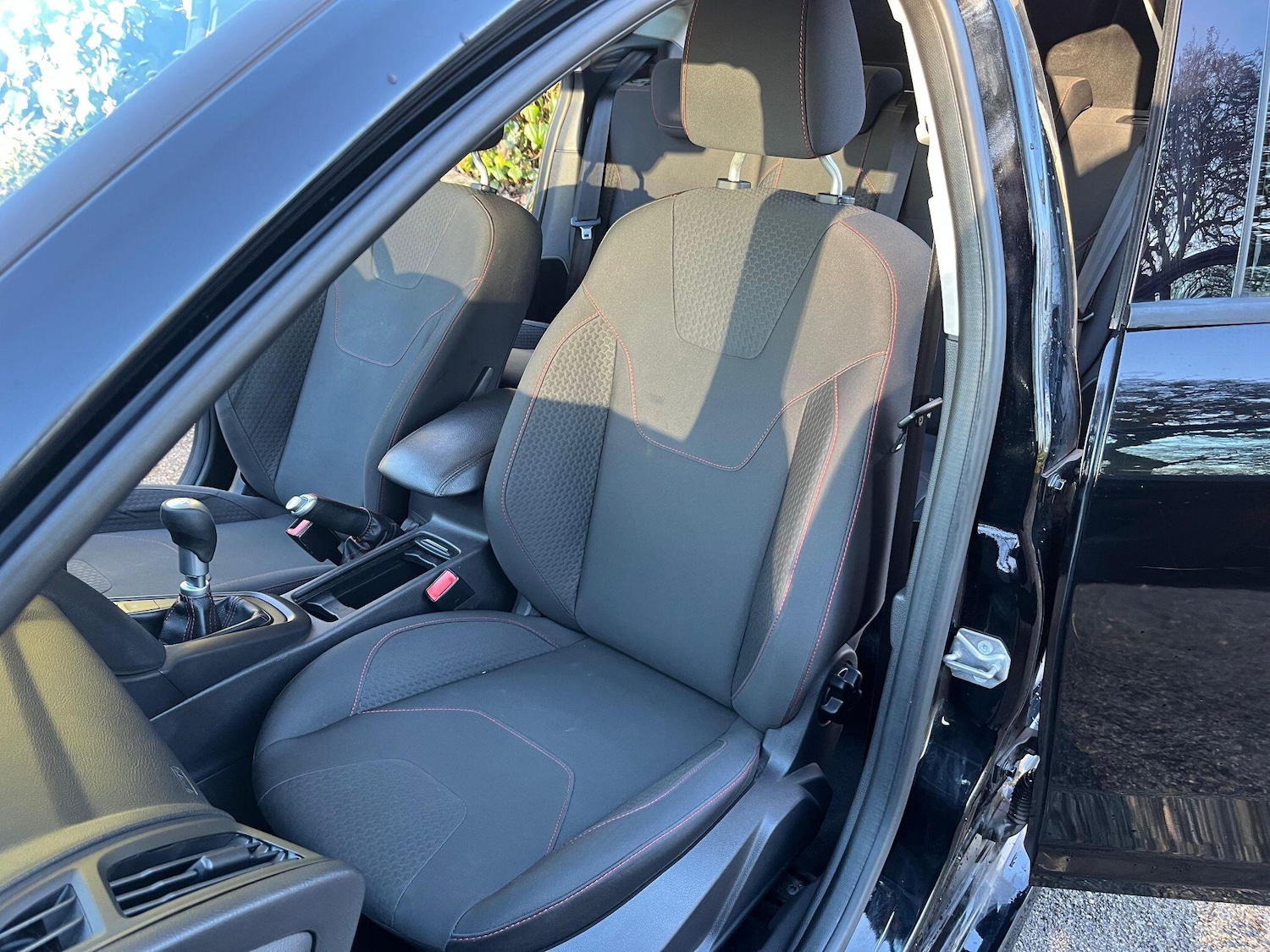 Used Ford Focus 2016 for sale - 77098038: Photo 15