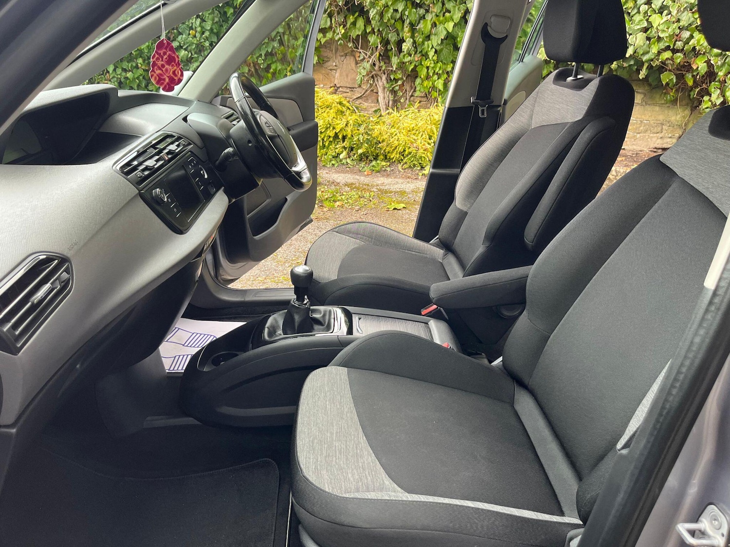 Used Citroen C4 Grand Picasso 2016 for sale - 76000620: Photo 12